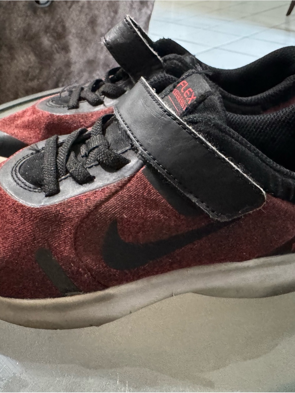 Nike Kids Maroon and Black Hook-and-Loop Sneaker